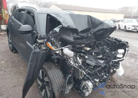 2024 Volkswagen Atlas Cross Sport 2.0T Se W/Technology z USA, uszkodzony, nr VIN 1V2HE2CA0RC247131